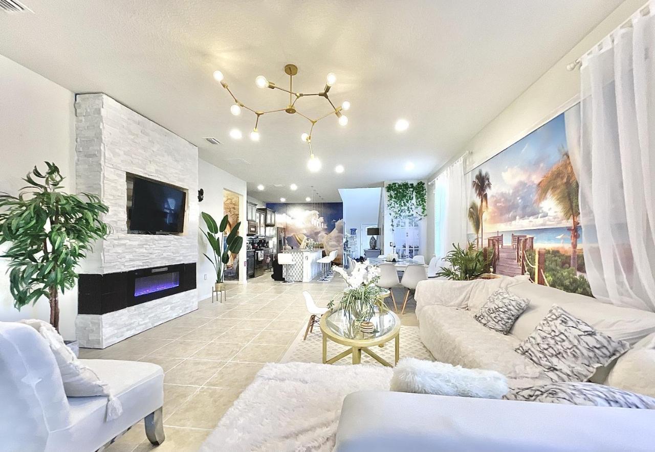 Disney Vacation Rental With Private Pool & Theatre คิสซิมมี ภายนอก รูปภาพ