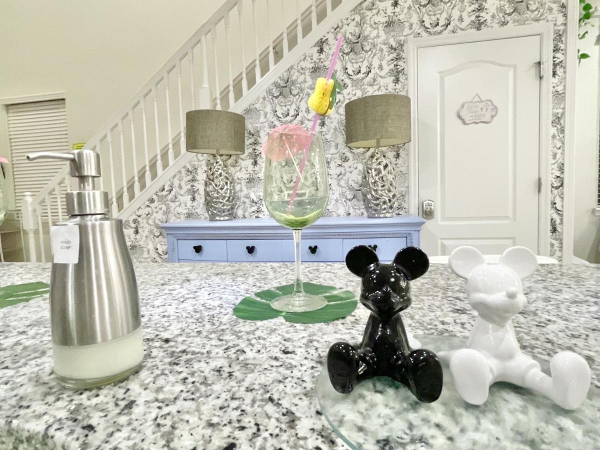 Disney Vacation Rental With Private Pool & Theatre คิสซิมมี ภายนอก รูปภาพ